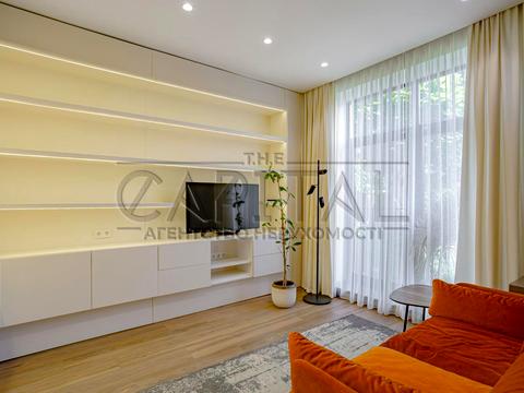 дом по адресу Столичне шосе