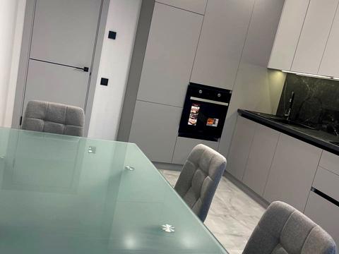 квартира за адресою Миколи Боголюбова вул., 1