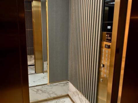 комерційна за адресою Лютеранська, 14-в