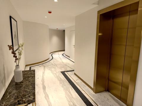 комерційна за адресою Лютеранська, 14-в