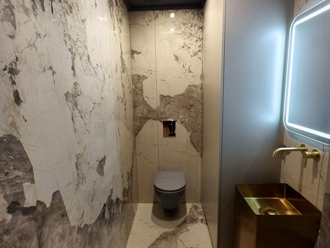 комерційна за адресою Лютеранська, 14-в