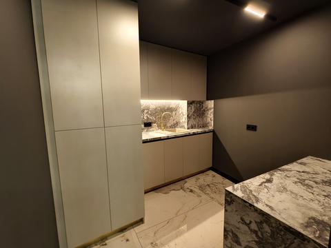 комерційна за адресою Лютеранська, 14-в