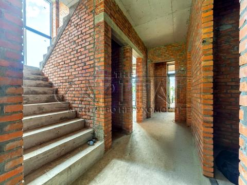 будинок за адресою Ганни Арендт вул.