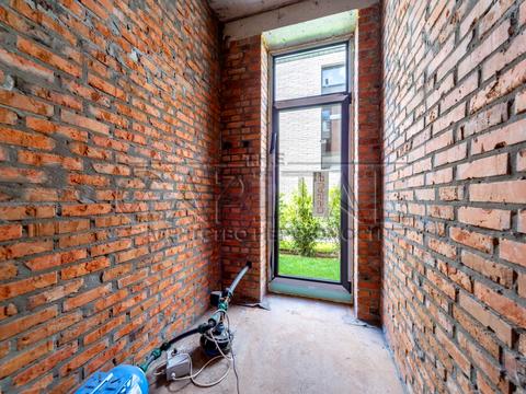 будинок за адресою Ганни Арендт вул.