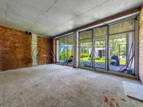 будинок за адресою Ганни Арендт вул.