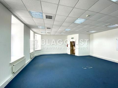 комерційна за адресою Богдана Хмельницького вул., 52