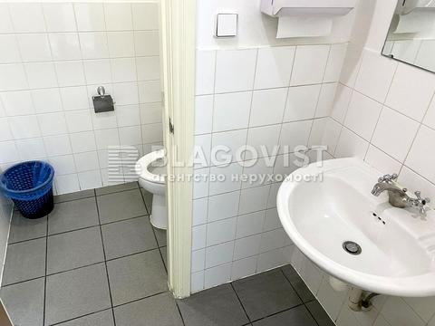 комерційна за адресою Богдана Хмельницького вул., 52