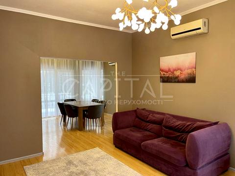 будинок за адресою Хутірська