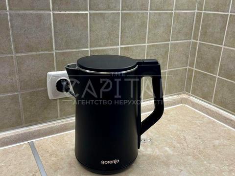 будинок за адресою Хутірська