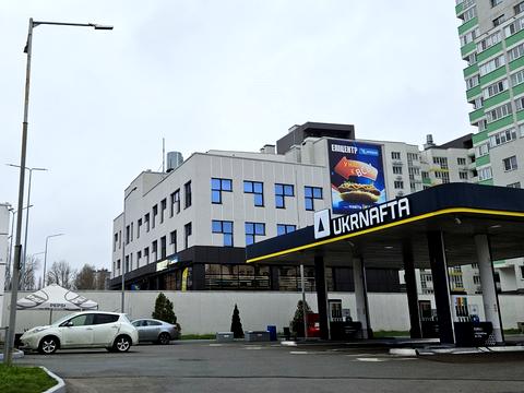 комерційна за адресою Київ, Харківське шосе, 194