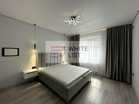 квартира за адресою Василя Аксенина вул. (Михайла Фрунзе), 2-К