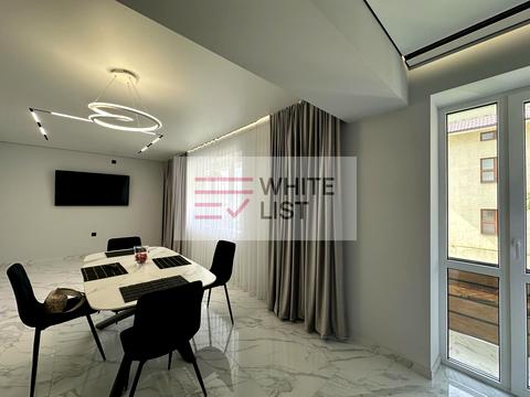 квартира за адресою Василя Аксенина вул. (Михайла Фрунзе), 2-К