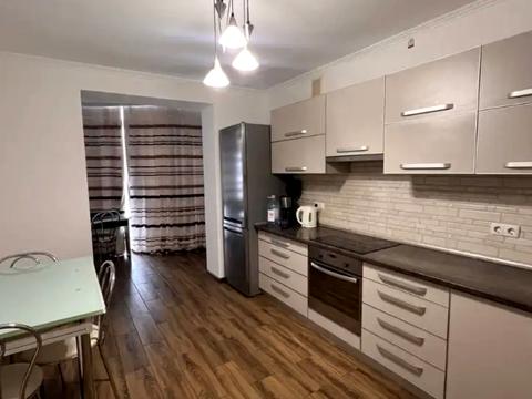 квартира за адресою Набережна Перемоги вул., 42