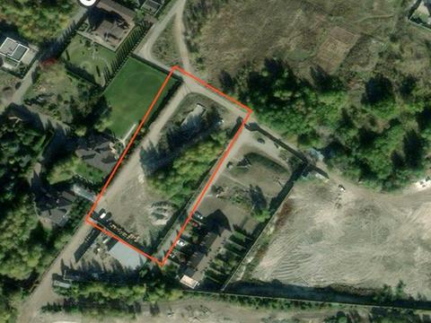 участок по адресу Озёрная ул.