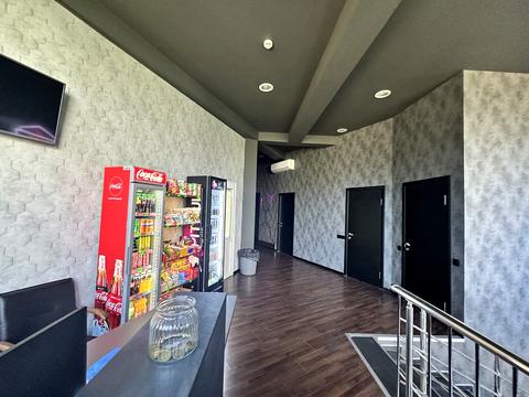 комерційна за адресою Миру просп. (Леніна), 1