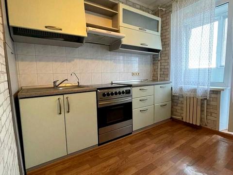 квартира за адресою Тополина вул., 14