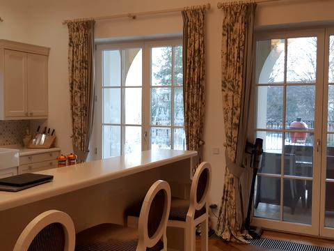 будинок за адресою Анатолія Солов'яненка вул.