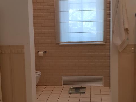 будинок за адресою Анатолія Солов'яненка вул.