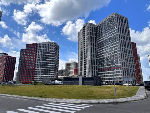 квартира по адресу Олександра Олеся ул., 10