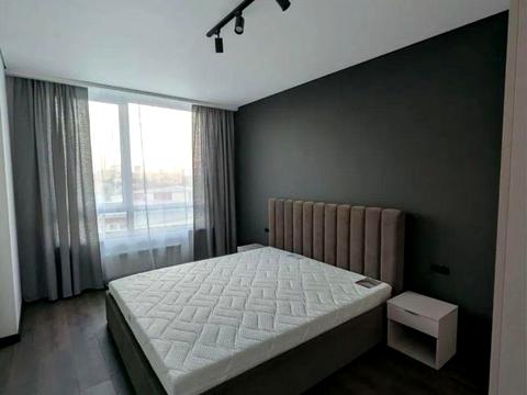 квартира за адресою Причальна вул., 10