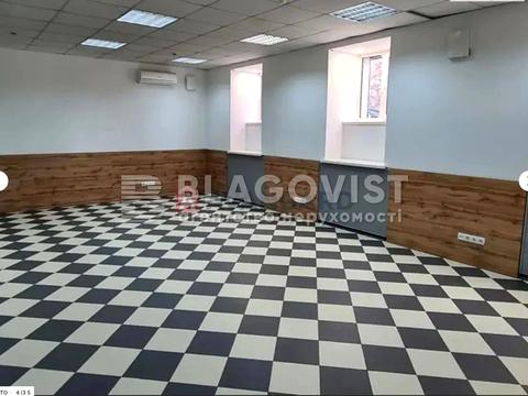 комерційна за адресою Оболонська вул., 9