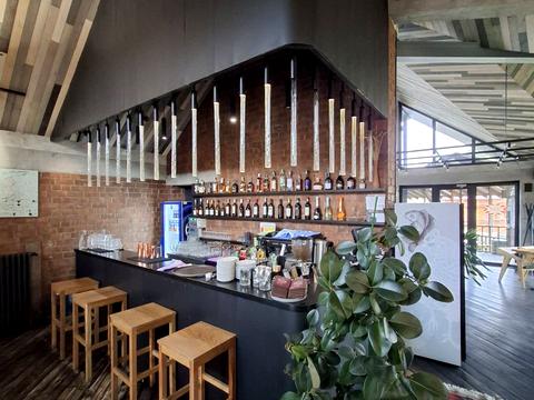 комерційна за адресою Горішків, 283 А