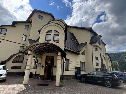 комерційна за адресою Свободи вул., 393