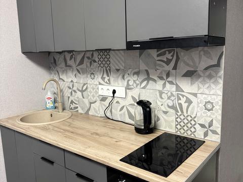 квартира за адресою Профсоюзна вул., 9-А