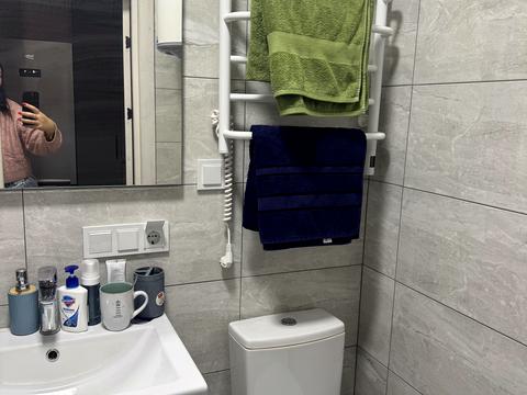 квартира за адресою Профсоюзна вул., 9-А