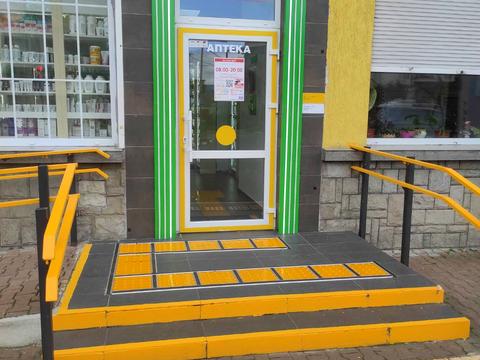 комерційна за адресою Підзамче вул., 10