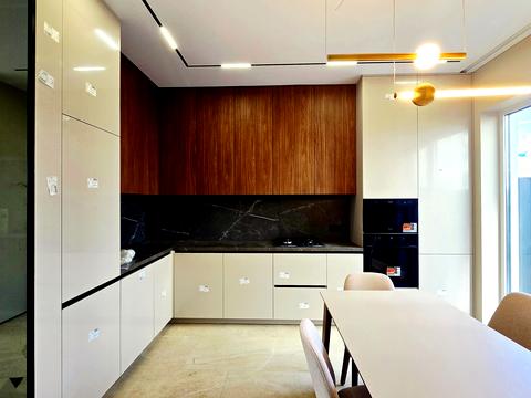 дом по адресу Макарівська ул., 12