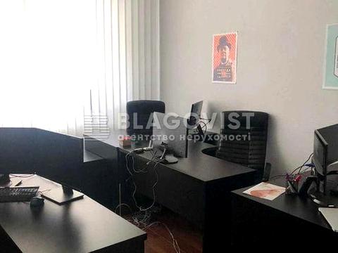 комерційна за адресою Володимира Івасюка просп. (Героїв Сталінграду), 6-Б