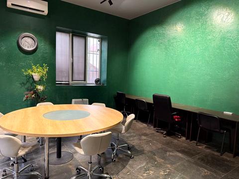 комерційна за адресою Гайдамацького, 17б