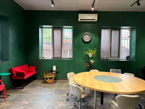 комерційна за адресою Гайдамацького, 17б