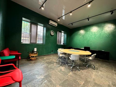 комерційна за адресою Гайдамацького, 17б