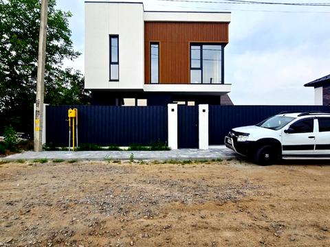 будинок за адресою Райдужна вул., 77