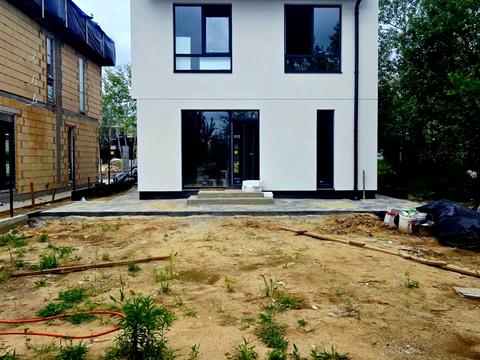 будинок за адресою Райдужна вул., 77