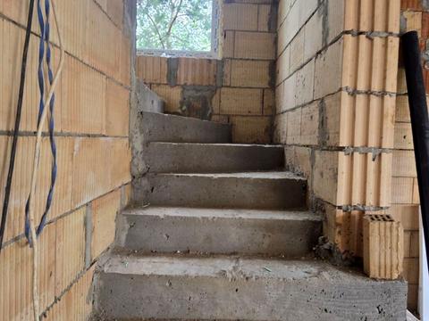 будинок за адресою Райдужна вул., 77