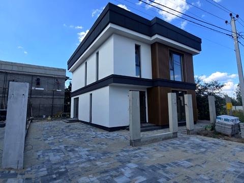 будинок за адресою Райдужна вул., 77