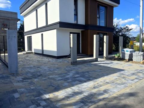 будинок за адресою Райдужна вул., 77