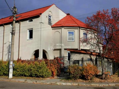 будинок за адресою Черняховського вул.