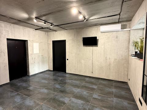 комерційна за адресою Соборна вул., 105-В/2