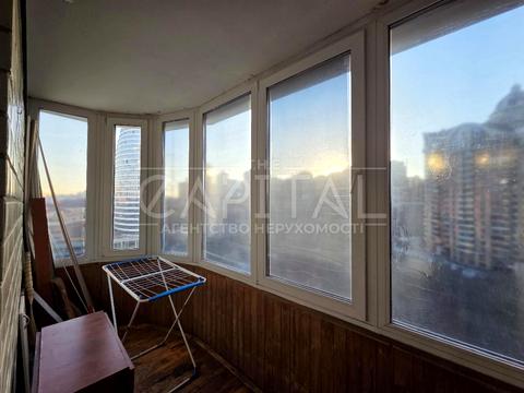 комерційна за адресою Старонаводницька вул., 8-Б