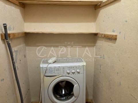 комерційна за адресою Старонаводницька вул., 8-Б