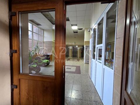 комерційна за адресою Старонаводницька вул., 8-Б