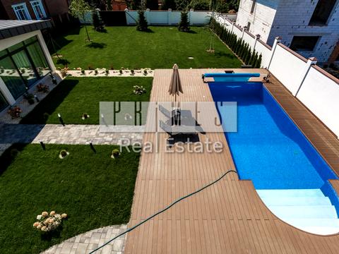 будинок за адресою Молодіжна вул., 3