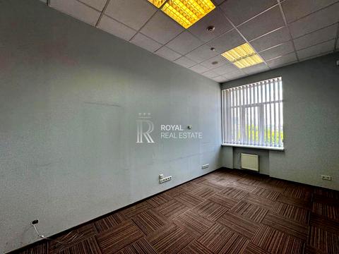 коммерческая по адресу Пімоненка, 13