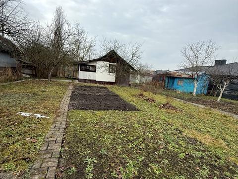 будинок за адресою Володимира Івасюка вул.