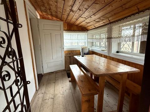 будинок за адресою Володимира Івасюка вул.