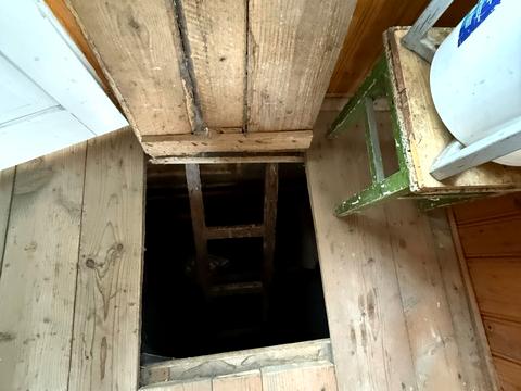 будинок за адресою Володимира Івасюка вул.